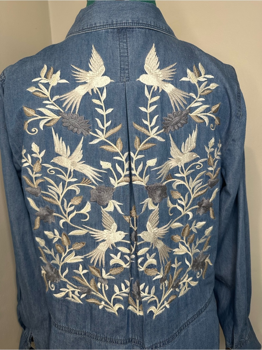 INC International Concepts Denim Button Up Shirt White & Gray Embroidered Birds - Picture 5 of 8